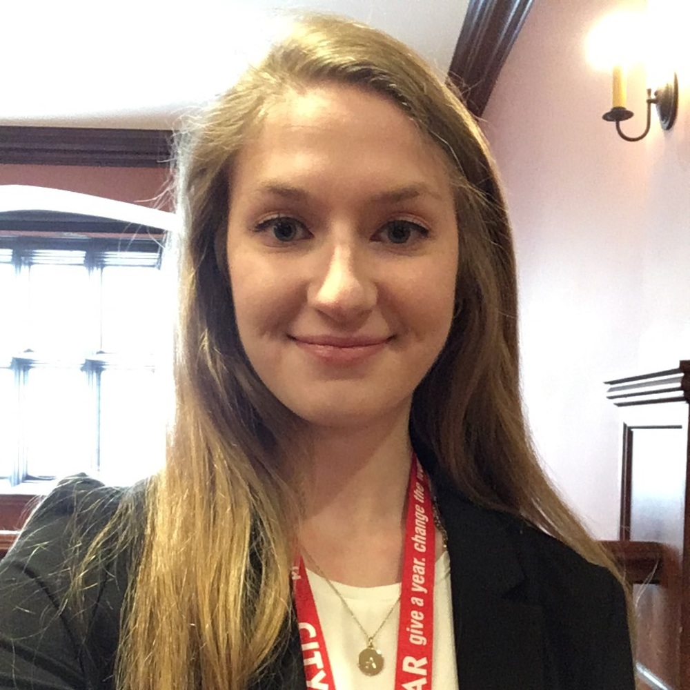 Meet your Posher, Abby